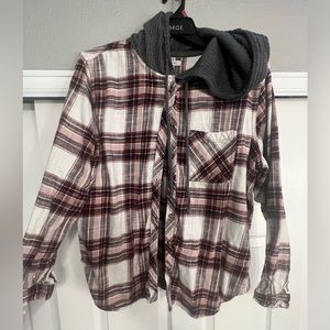 Plaid Maurice’s long sleeve with hood! In great condition, barley worn